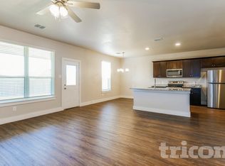 10316 Fort Ewell Trl, Crowley, TX 76036