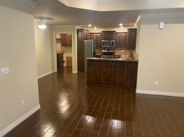380 Garden Lake Dr #2, Tahlequah, OK 74464