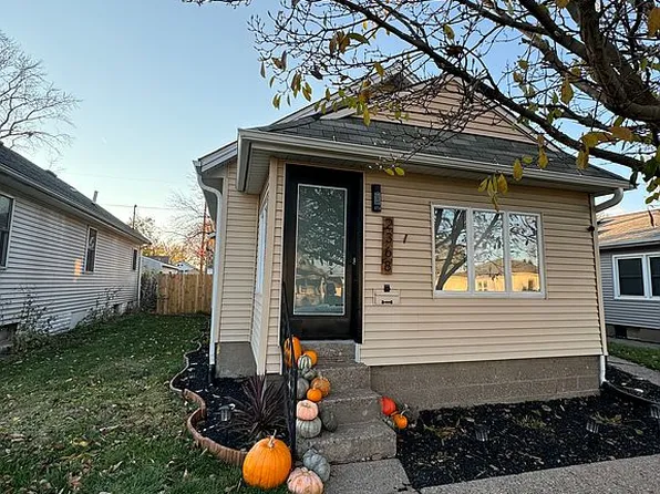 2368 Chancy St, Clinton, IA 52732