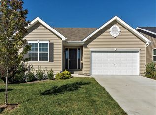 2681 Cedar Grove Dr, Belleville, IL 62221