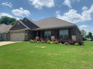 1221 Sundowner Ranch Ave, Prairie Grove, AR 72753