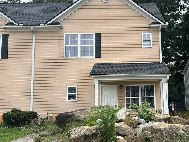 1745 Bob White Ln SE — Photo 1