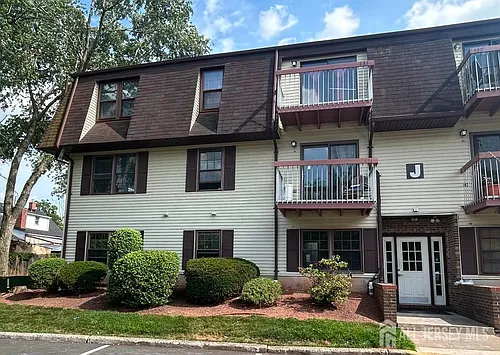 111 Orlando St Photo 1