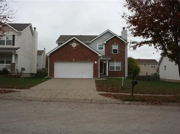 9824 N Overton St, Kansas City, MO 64157