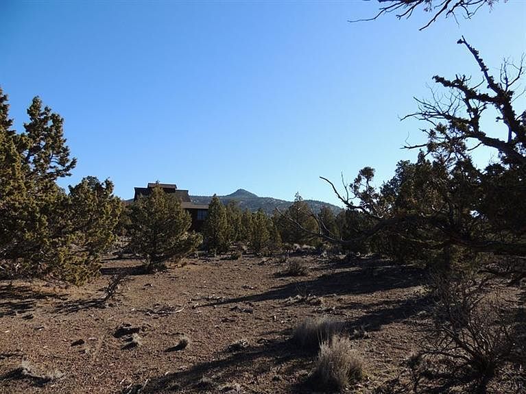 2nd image of 15460 SW Branding Iron Ct