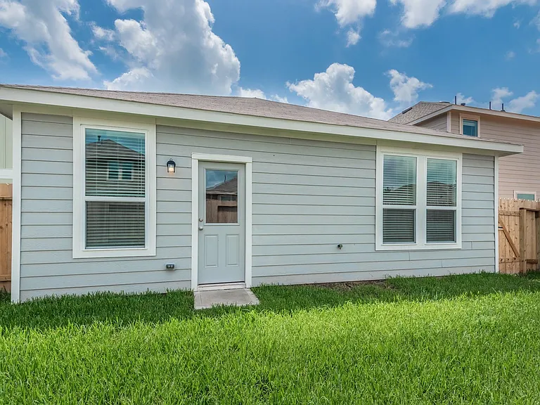 5715 Pampus Prairie Rd — Photo 23