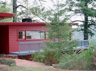 34 Drakes Beach Rd, Inverness, CA 94937