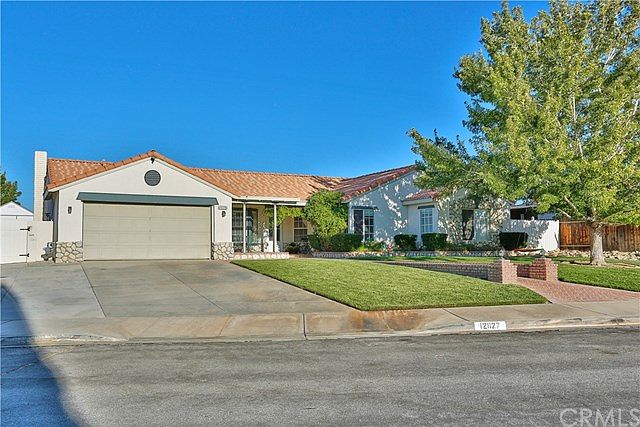 1st image of 12927 Lantern Ln