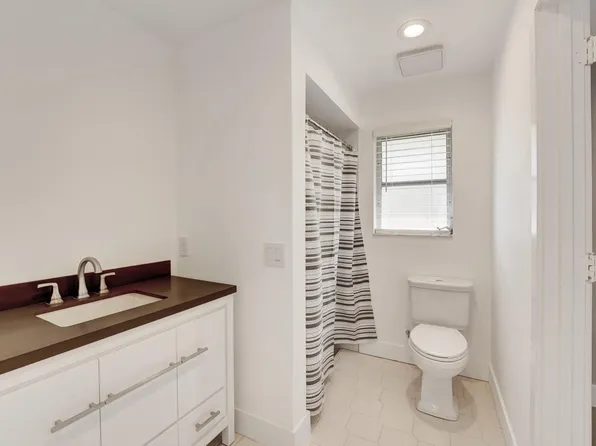 1009 NW 1st Ave, Delray Beach, FL 33444