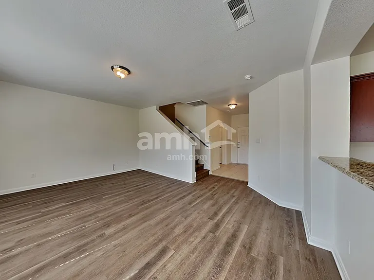 1623 Park Trails Blvd — Photo 6