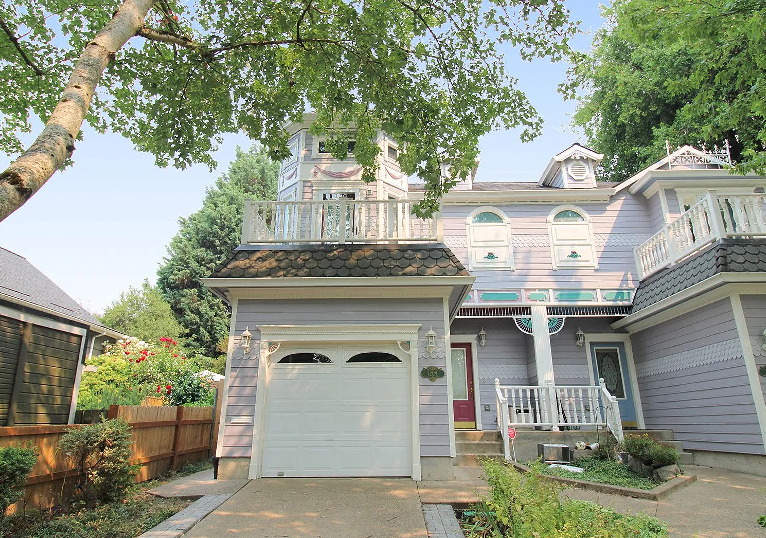 Prime Sellwood Location | 2-Bedroom with Ensuite Bedrooms & Private Balconies — Photo 1