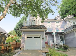 1209 SE Sherrett St, Portland, OR 97202