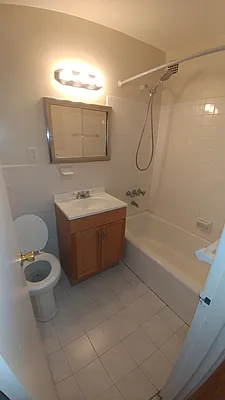 Rented by Metro Garden Realty NYC | media 38
