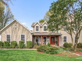 914 Sumter Ct, Naperville, IL 60540