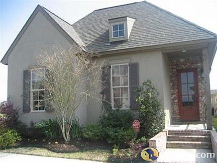 1st image of 105 Greenbank Ln