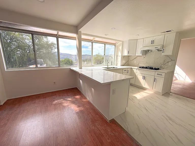 781 La Loma Ln — Photo 7
