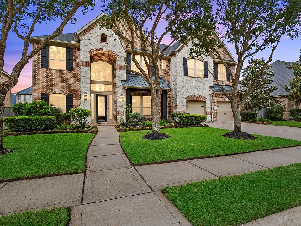 1st image of 28003 Iberville Glen Dr