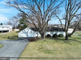 330 Fairview Rd, Lititz, PA 17543