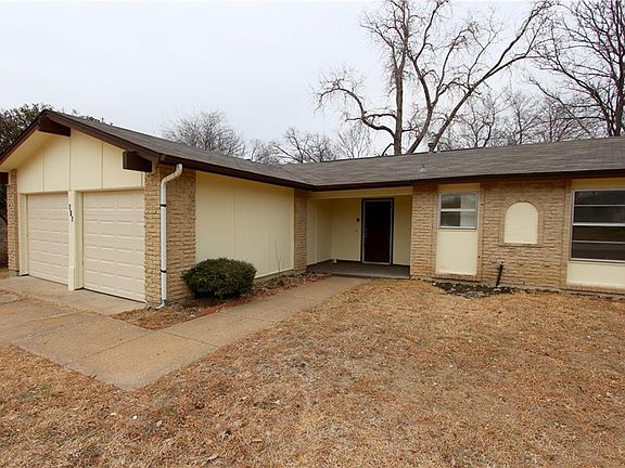 2nd image of 707 N Hunters Glen Cir