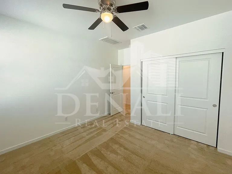 1365 W Bluejay Dr — Photo 19