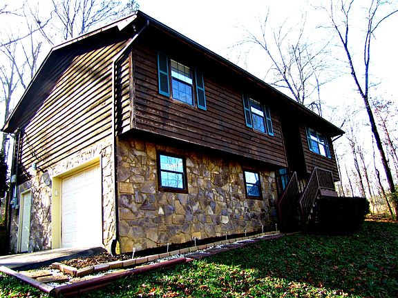 2nd image of 1015 W Holland Trl