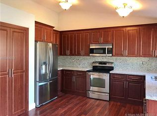 2331 Dunhill Ave, Miramar, FL 33025