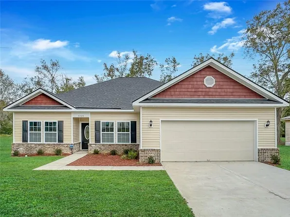 4220 Old Louisville Rd, Garden City, GA 31408