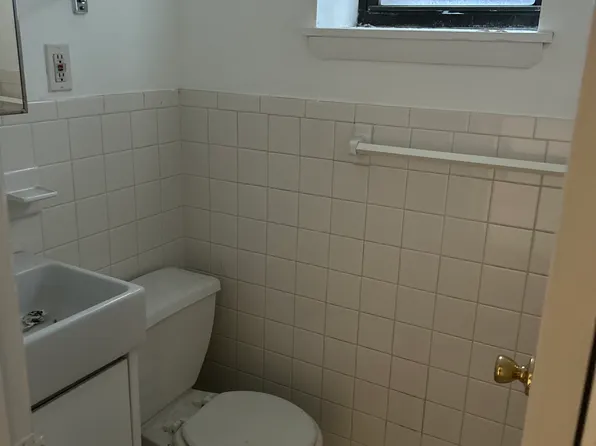 445 West 37th Street image 6 of 6