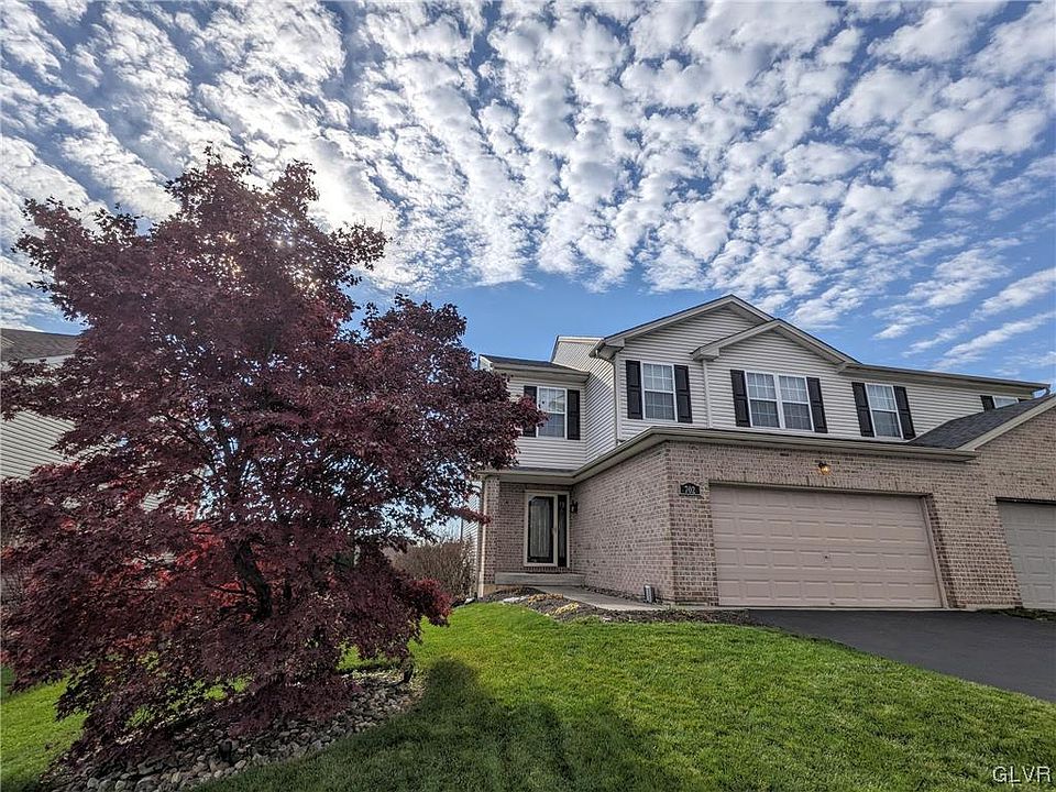 1st image of 702 White Cir