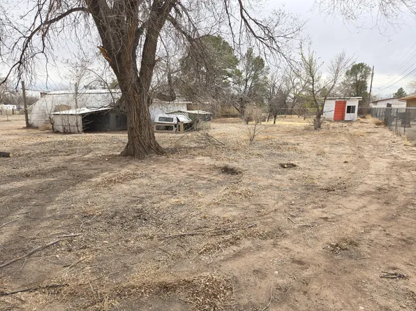 3021 La Loma Rd SW, Albuquerque, NM 87105