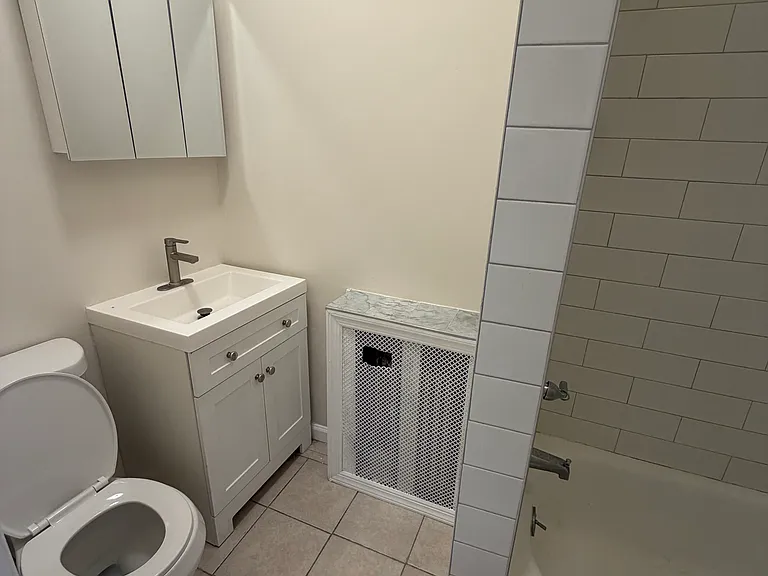 306-308 Palisade Ave #6 — Photo 5