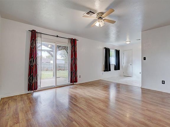 5th image of 4820 Lisa Ln