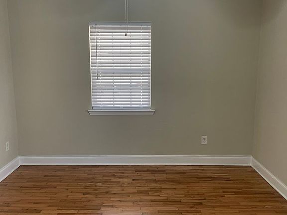 4th image of 565 North Ave #9