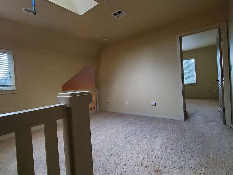1070 SE Garrison Village Way — Photo 12