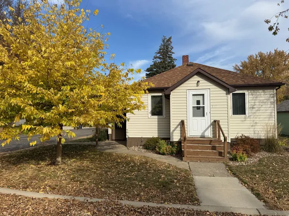 108 W Maple St, Marshall, MN 56258
