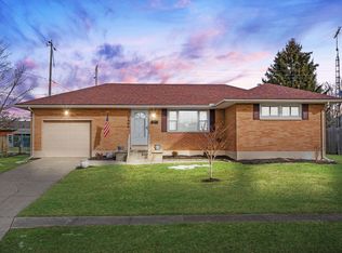 4466 Phoenix Dr, Springfield, OH 45503