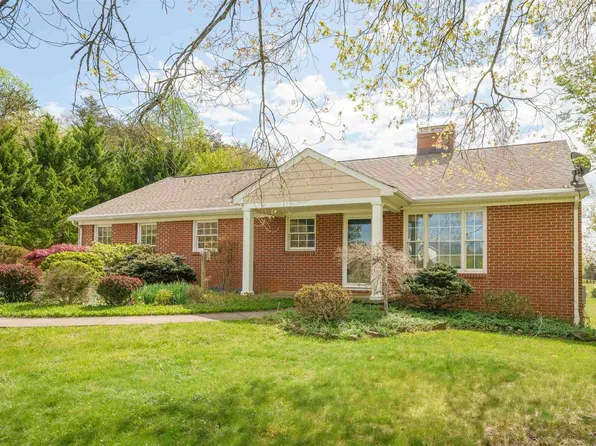 5559 Free Union Rd, Free Union, VA 22940