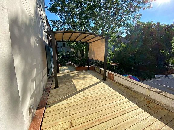 3rd image of 650 Union St #1