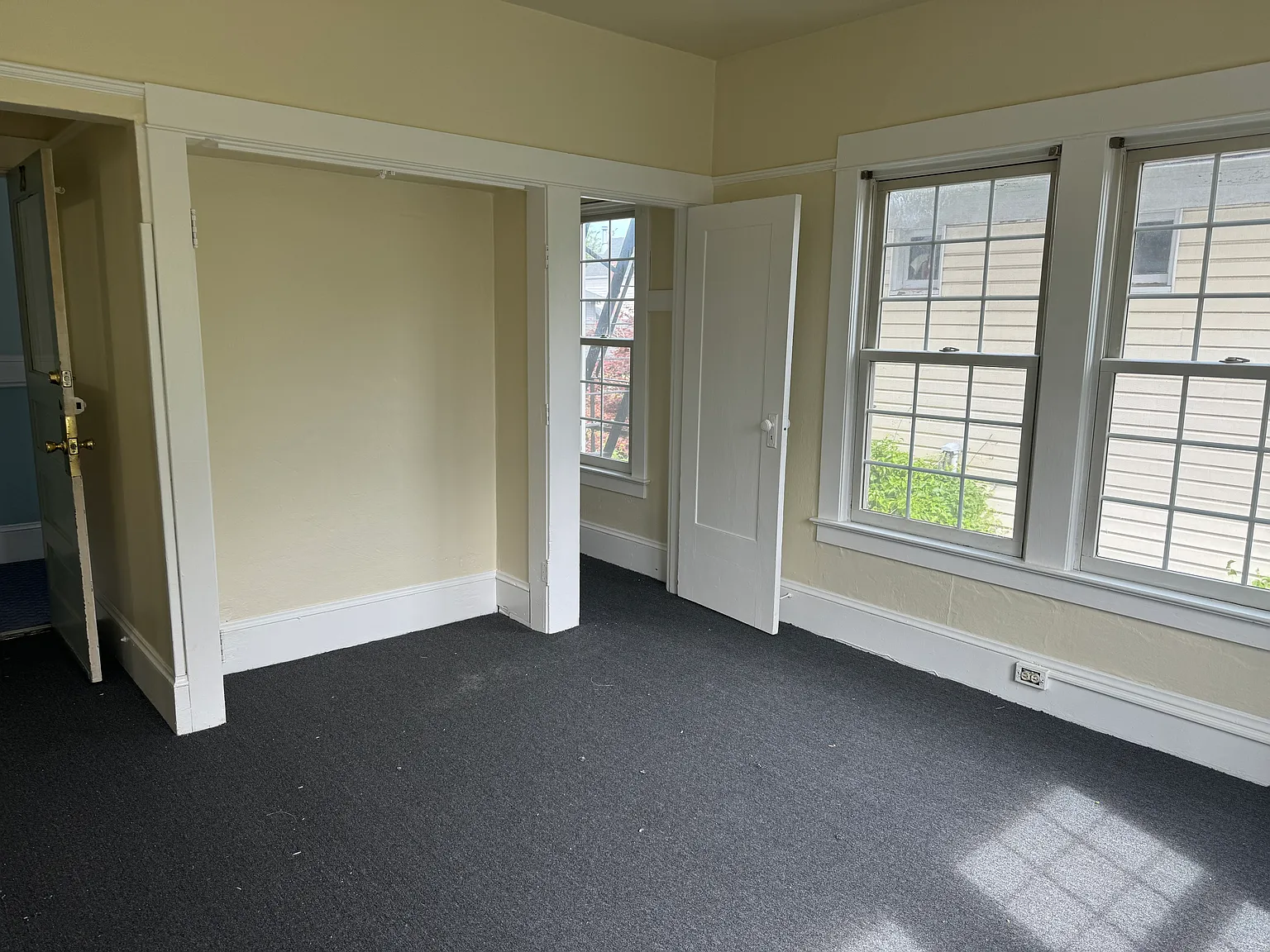 Studio, 400 sqft, $1,195 — Photo 4