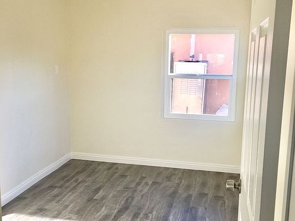 4th image of 209 S Francis St