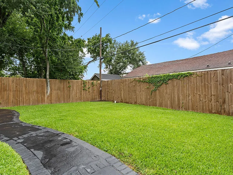 4327 Harby St — Photo 27