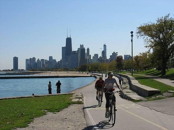 Lakefront bike trail