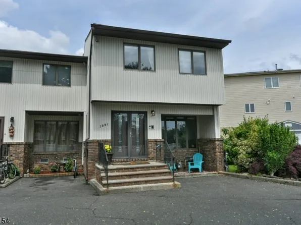 1091 Farm Rd #1091, Secaucus Town, NJ 07094