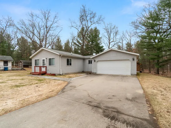 475 Goldenrod Dr, Houghton Lake, MI 48629