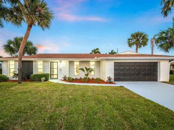 205 Bonnie Ct, Satellite Beach, FL 32937