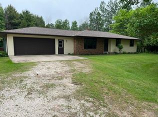 N2050 Saint Peters Rd, Kewaunee, WI 54216
