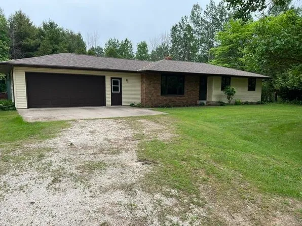 N2050 Saint Peters Rd, Kewaunee, WI 54216