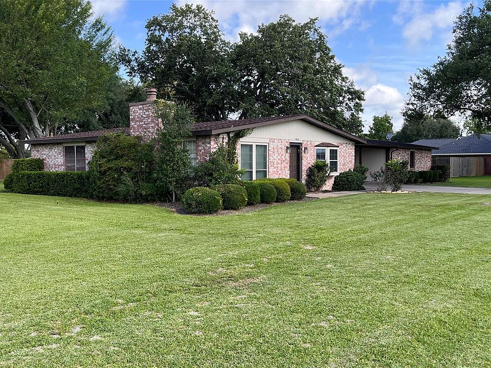 1st image of 103 Greenbriar Dr