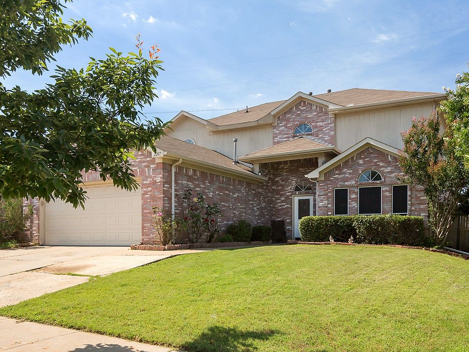 1st image of 2207 Greensborough Ln