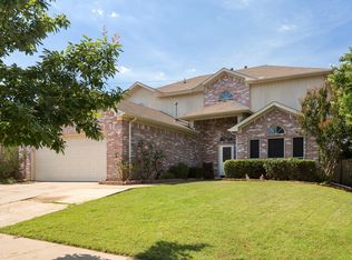2207 Greensborough Ln, Arlington, TX 76001